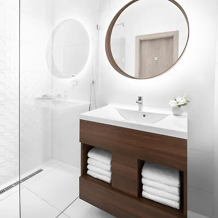 Revay 6 By Corall דירה