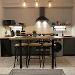 Apartment Revay 6 By Corall Budapest